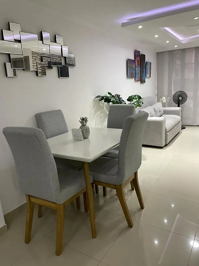 Apartamento Karey Apto Amoblado Frente Al Mar Santa Marta  Colombia